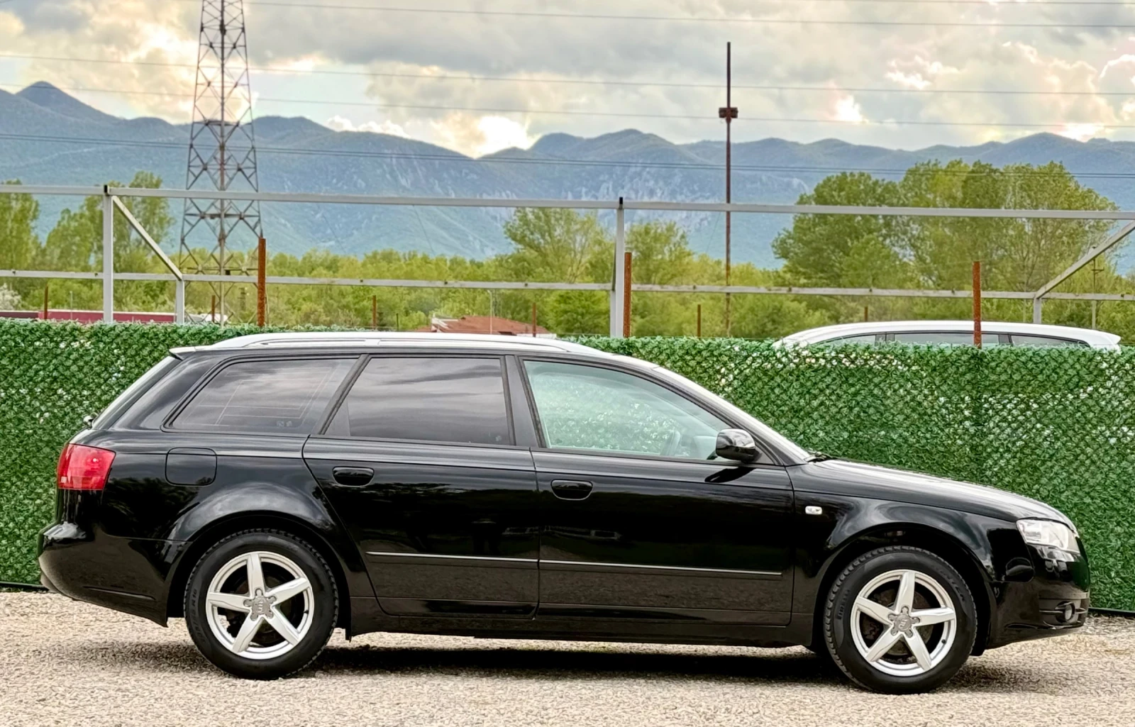 Audi A4 1.9TDi NAVI, снимка 8 - Автомобили и джипове - 54404844