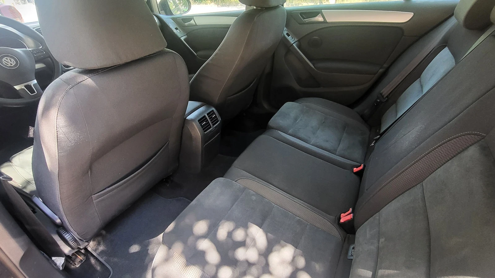 VW Golf, снимка 11 - Автомобили и джипове - 54427320