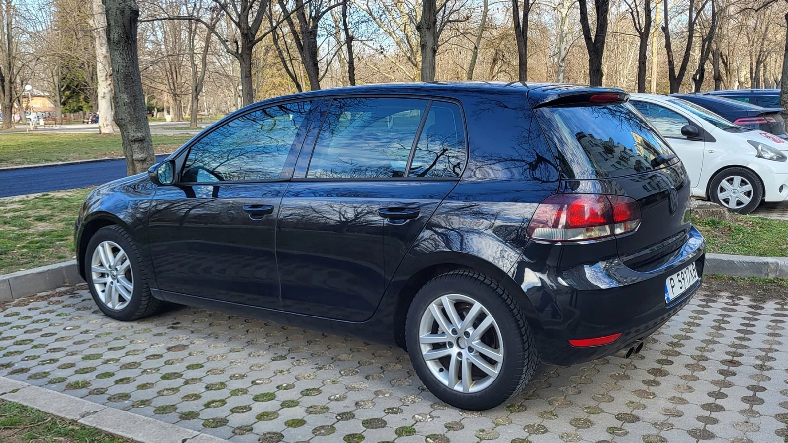 VW Golf, снимка 2 - Автомобили и джипове - 54427320