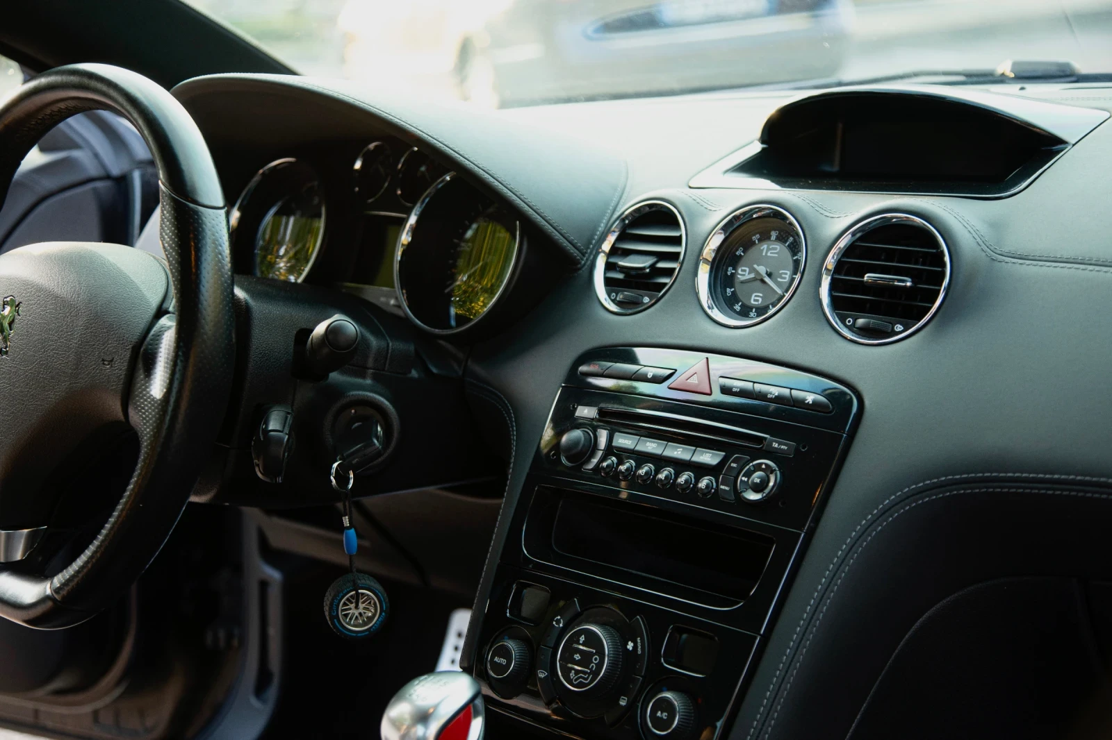 Peugeot RCZ RCZ 200HP, снимка 13 - Автомобили и джипове - 54700105