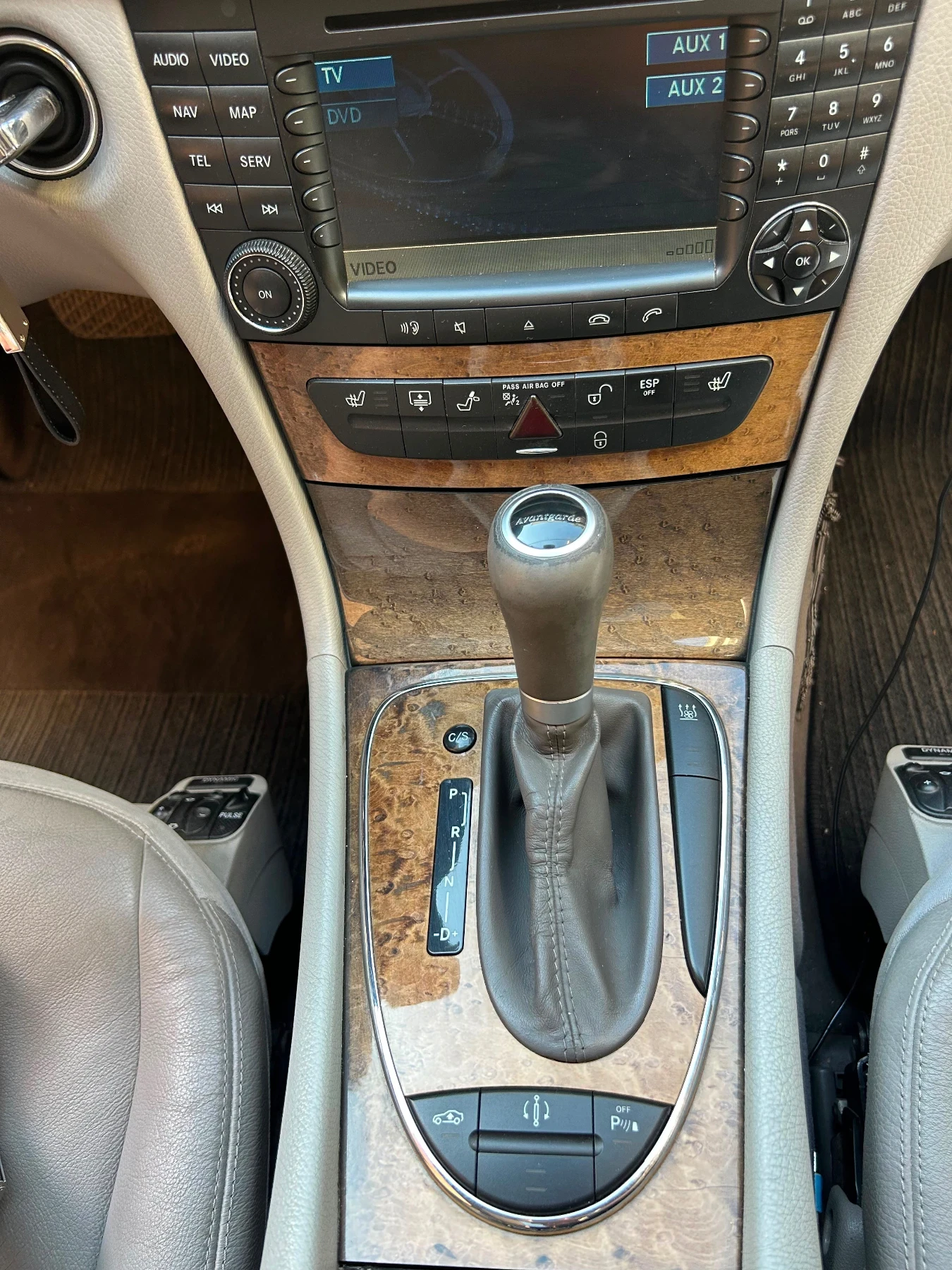Mercedes-Benz E 420, снимка 9 - Автомобили и джипове - 55176199