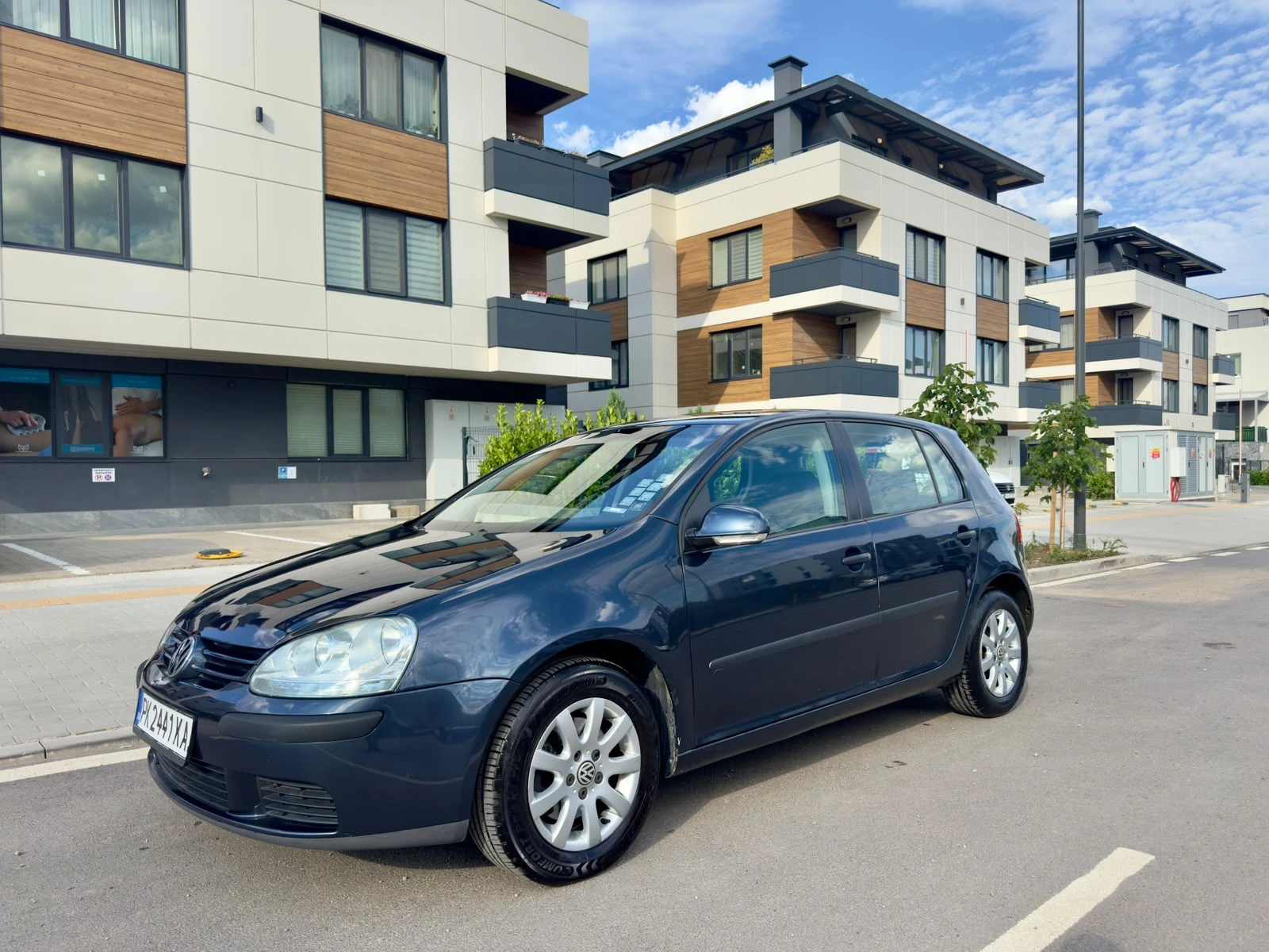 VW Golf 2.0 TDI, снимка 2 - Автомобили и джипове - 55225907
