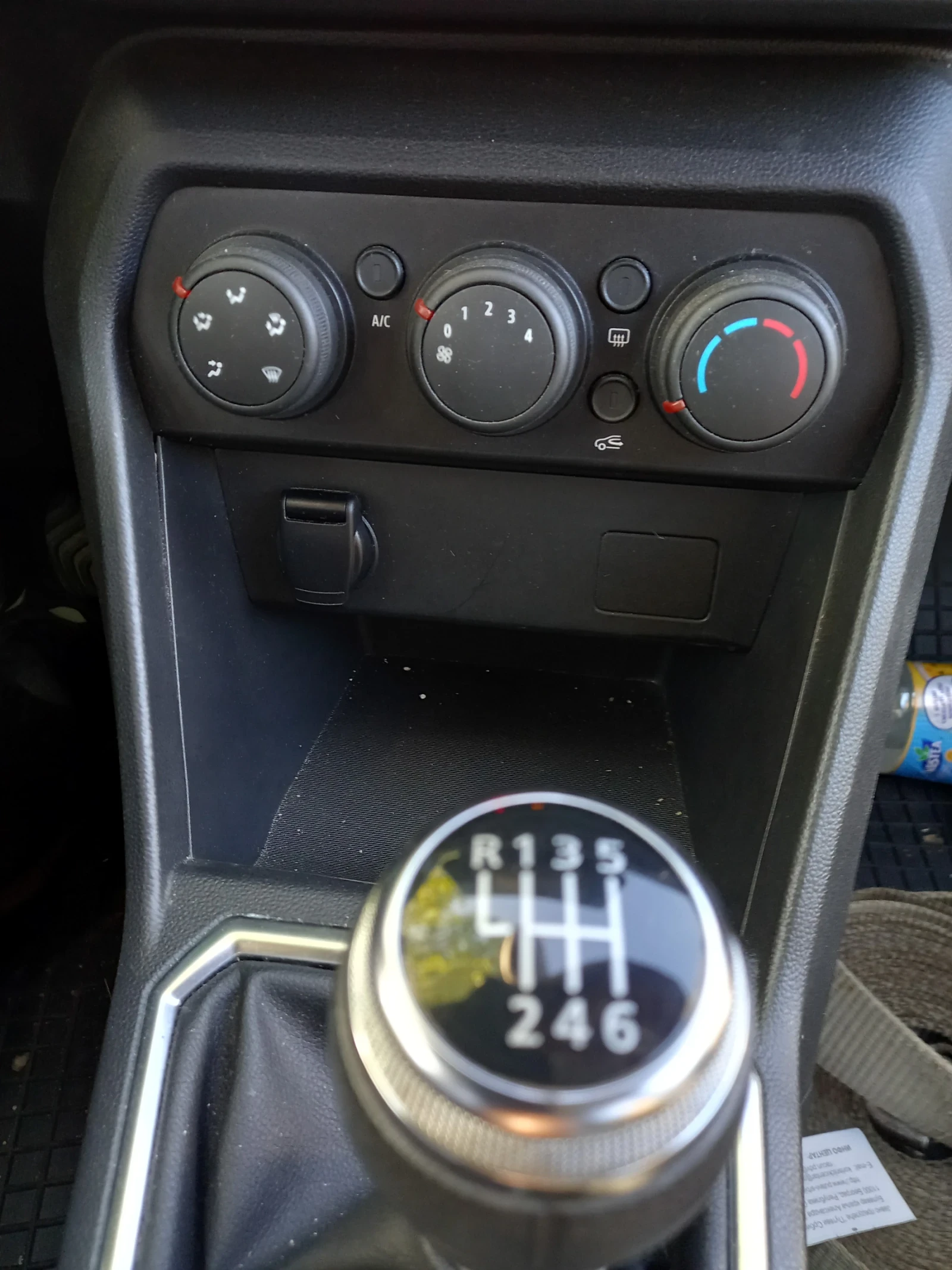Dacia Jogger LPG, 7 местен, снимка 6 - Автомобили и джипове - 55289382