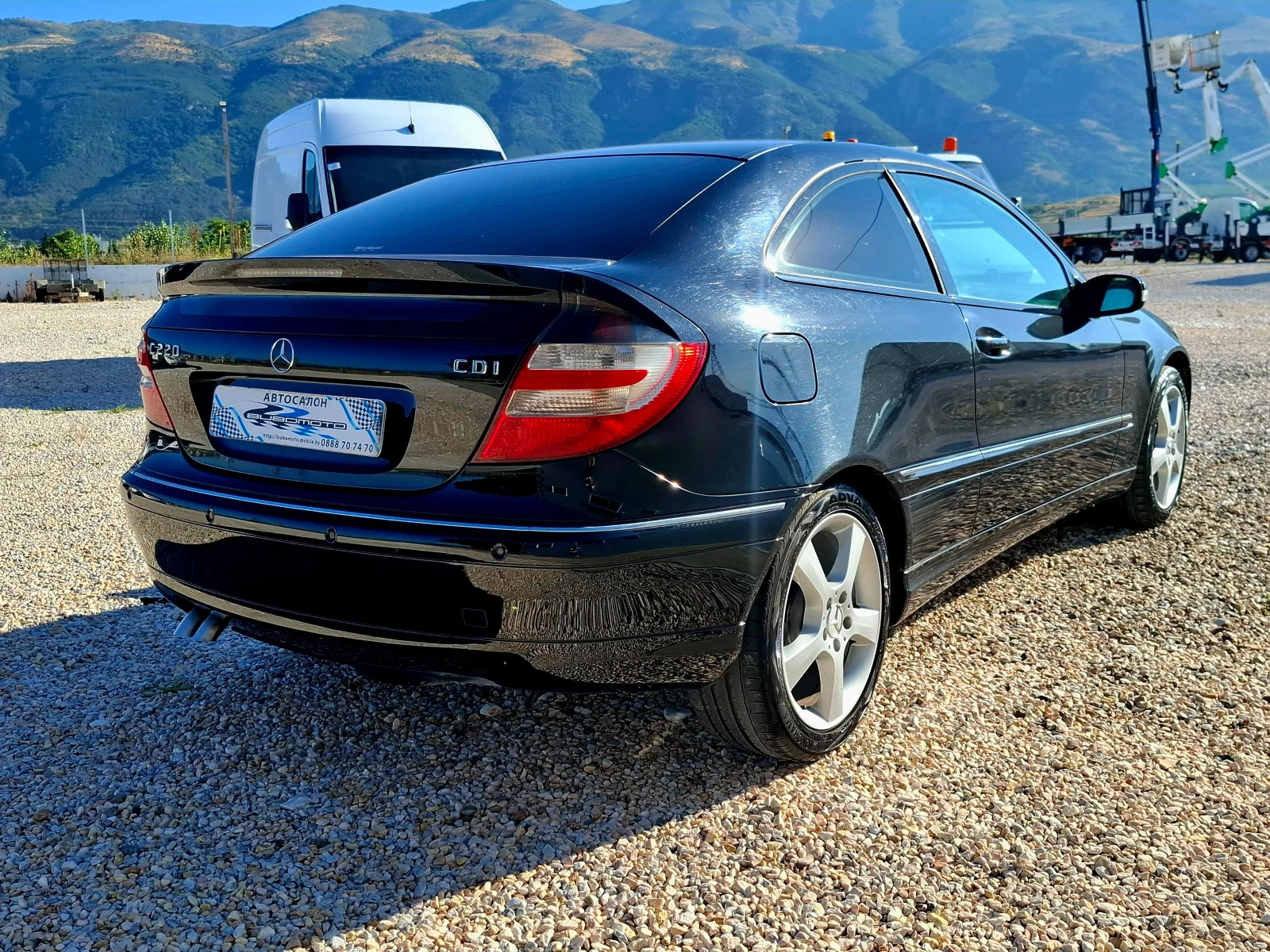 Mercedes-Benz C 220 CDI/Coupe/harman kardon/Full, снимка 4 - Автомобили и джипове - 55470320