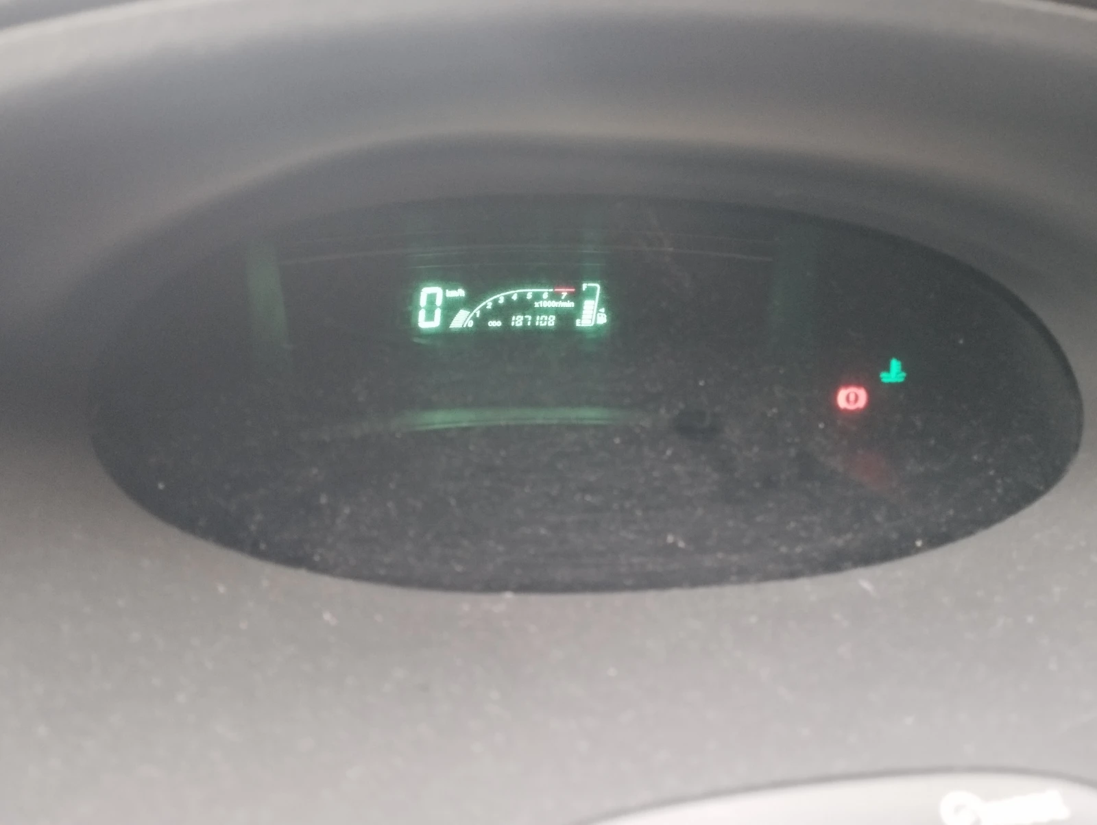 Toyota Yaris VVT-I, снимка 2 - Автомобили и джипове - 56465562