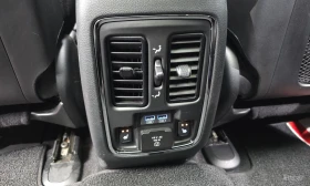 Jeep Grand cherokee 3.6* V6* 8ZF* ПОДГРЕВ* ОБДУХВАНЕ* ПАНОРАМА* КЕЙЛЕС | Auto.bg — изображение 16
