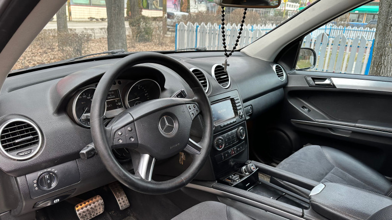 Mercedes-Benz ML 320 BLACK EDITION , снимка 5 - Автомобили и джипове - 45003514