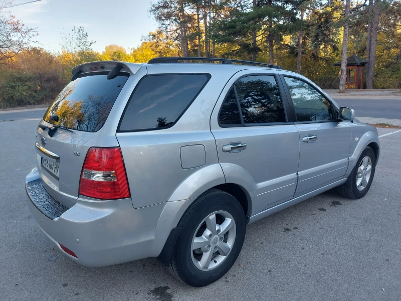 Kia Sorento, снимка 4 - Автомобили и джипове - 47748588