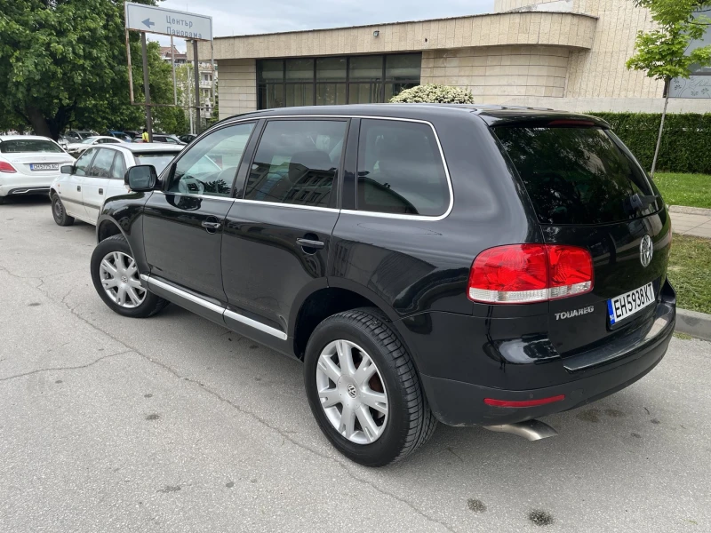 VW Touareg, снимка 2 - Автомобили и джипове - 47998537