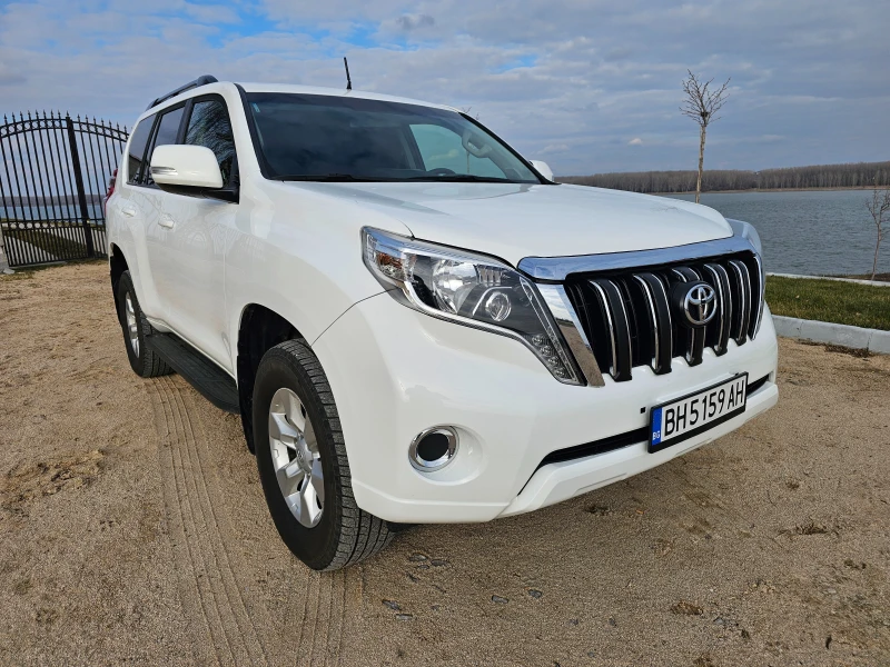 Toyota Land cruiser 2.8 , снимка 3 - Автомобили и джипове - 48696761