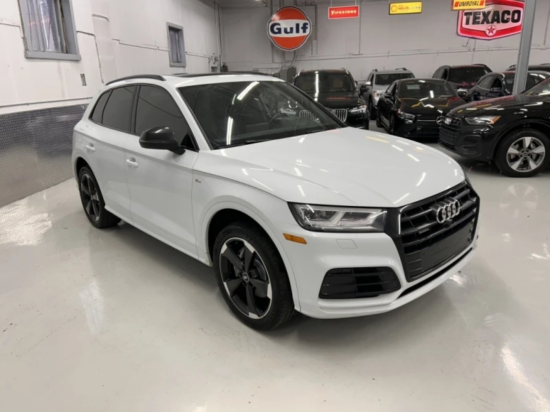 Audi Q5 * * * * Technik* * * Quattro* * * S LINE* * * CARF