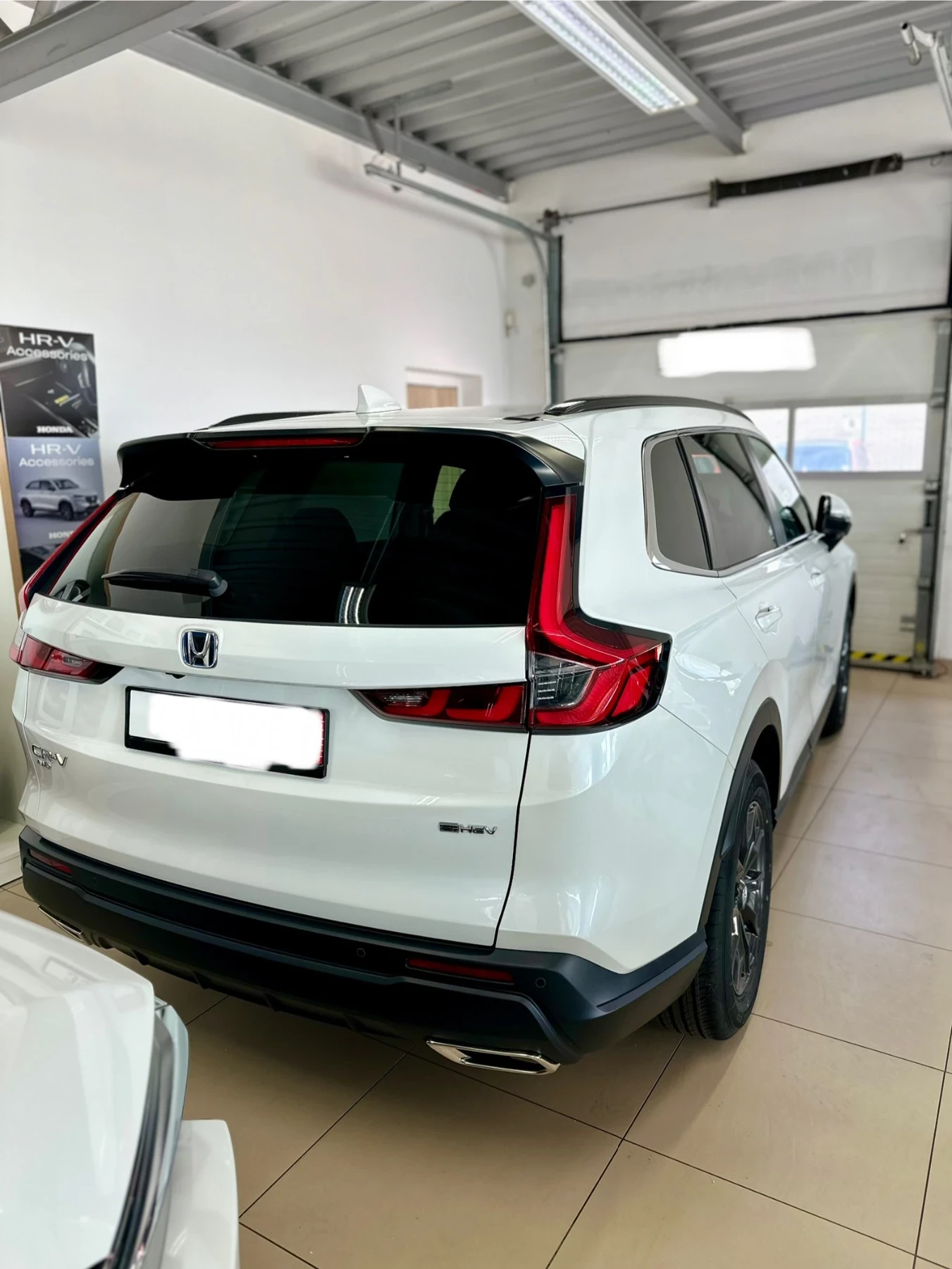 Honda Cr-v Advance 4x4 e:HEV НОВ EU ГАРАНЦИЯ - изображение 4