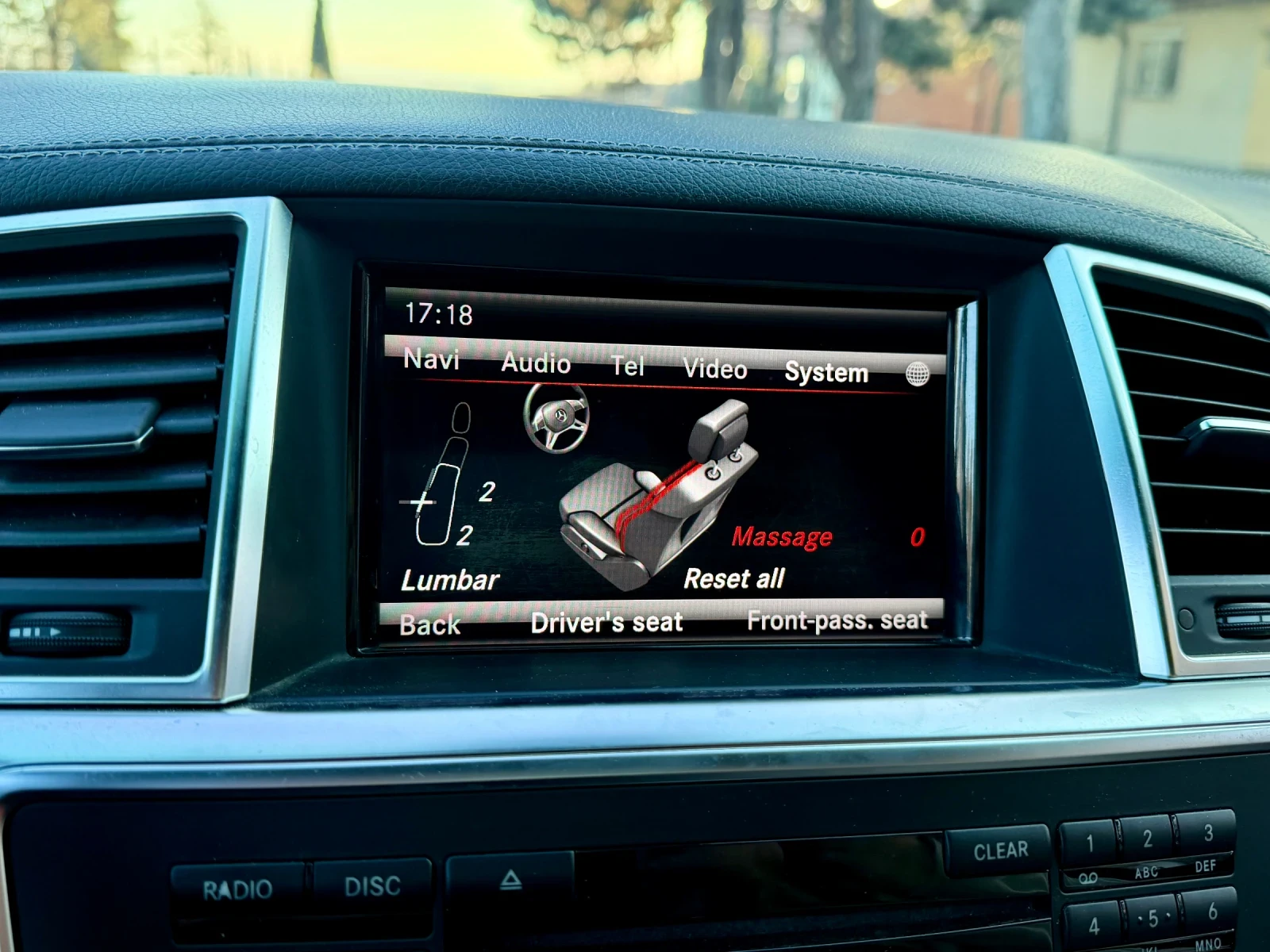 Mercedes-Benz ML 350 AMG LINE/ Въздух/Масаж/Подгрев/Ел теглич/, снимка 14 - Автомобили и джипове - 53667809