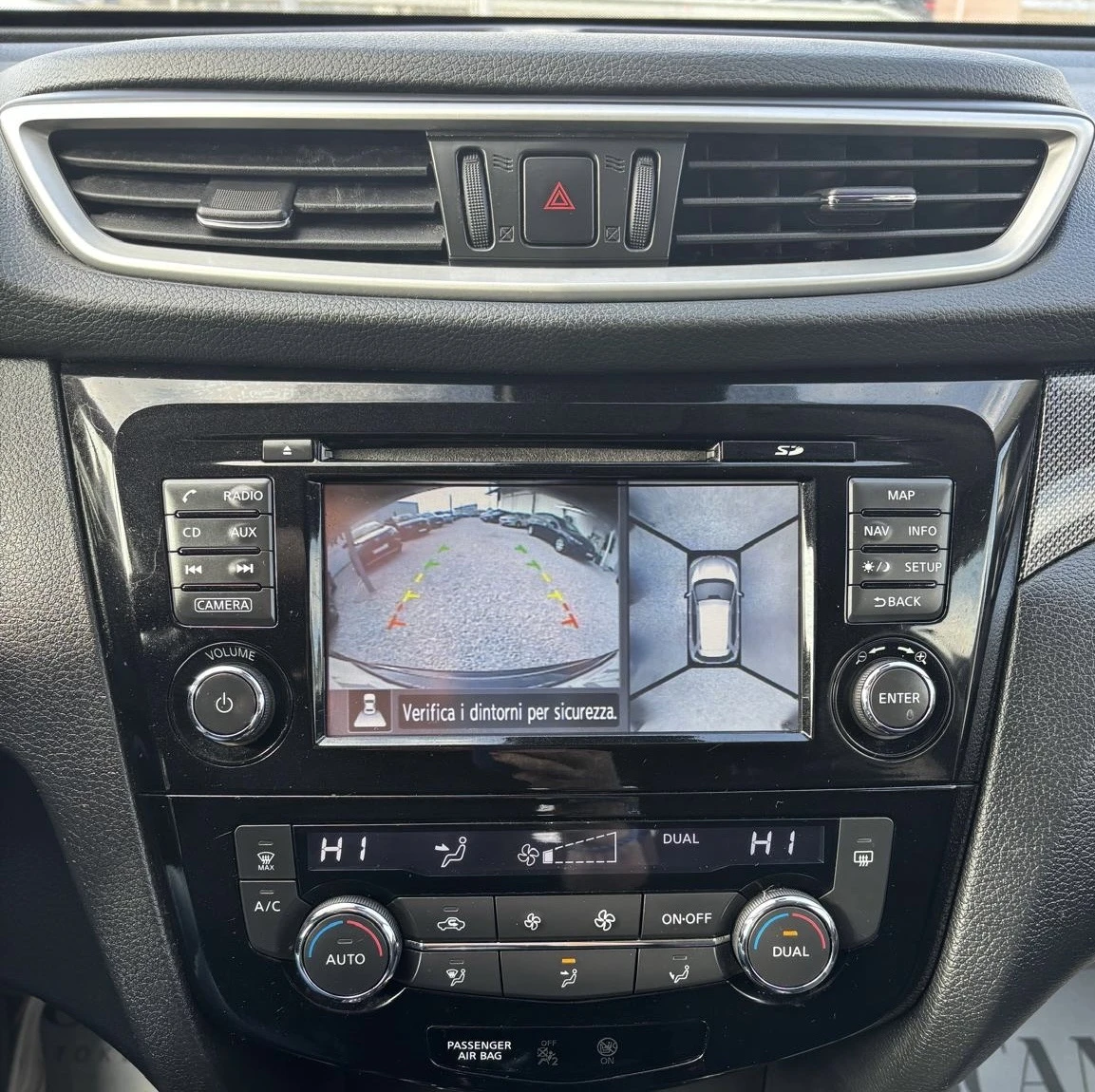 Nissan X-trail 1.6dci* Navi* 7 места* Панорама, снимка 9 - Автомобили и джипове - 53914063