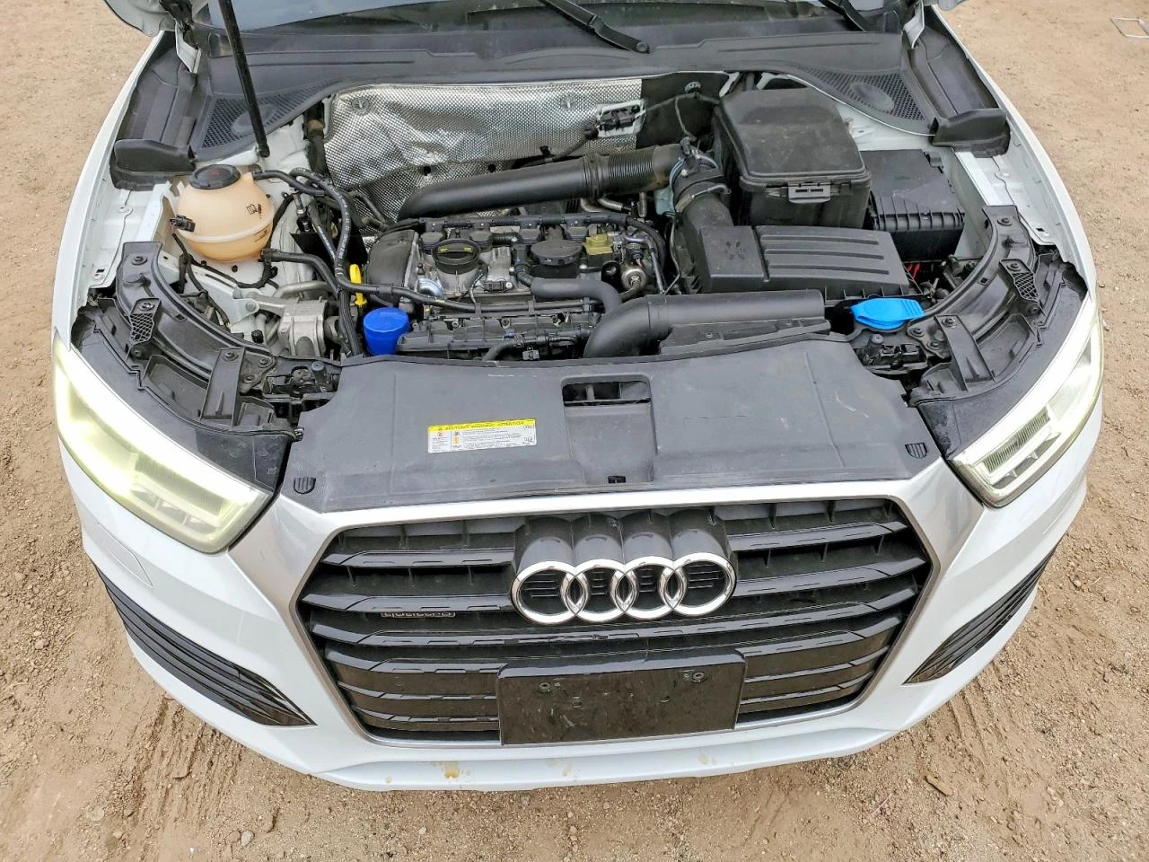 Audi Q3 2l Premium Plus, снимка 11 - Автомобили и джипове - 53938309