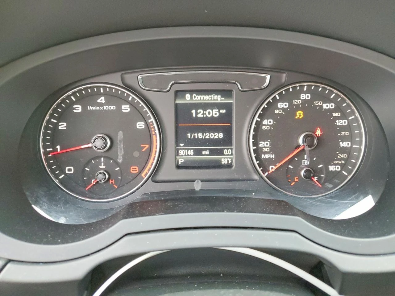 Audi Q3 2l Premium Plus, снимка 9 - Автомобили и джипове - 53938309