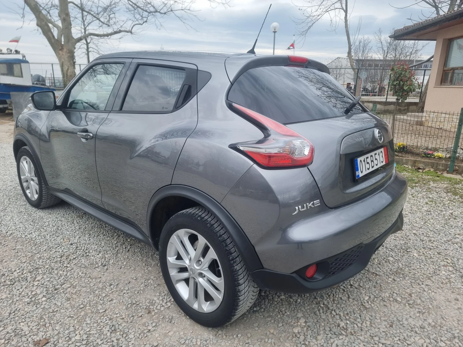 Nissan Juke 1, 5dci, снимка 3 - Автомобили и джипове - 54088499