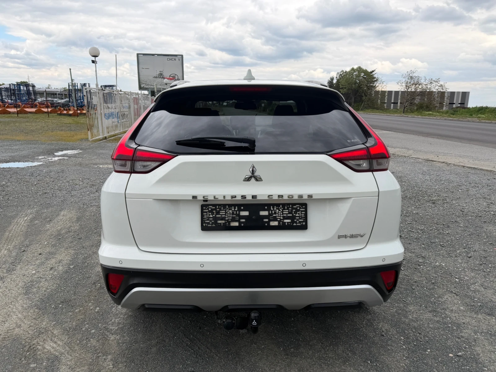 Mitsubishi Eclipse Cross 2.4 PLUG IN HYBRID / 4Х4 / ЕВРО6 / YOUTUBE / WAZE, снимка 5 - Автомобили и джипове - 54383234