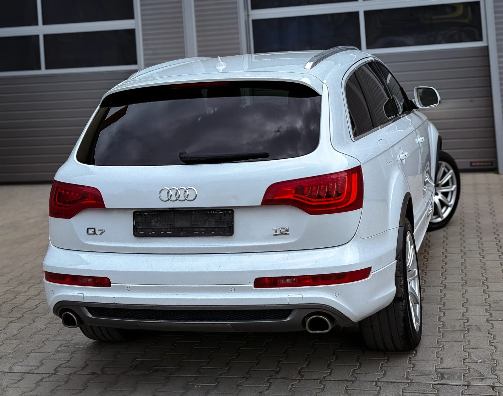 Audi Q7 FACELIFT* 3.0TDI* S-LINE* FULL* ЛИЗИНГ, снимка 6 - Автомобили и джипове - 54454779