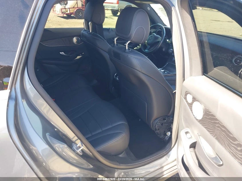 Mercedes-Benz GLC 300 2.0l 4Matic, снимка 8 - Автомобили и джипове - 54528609