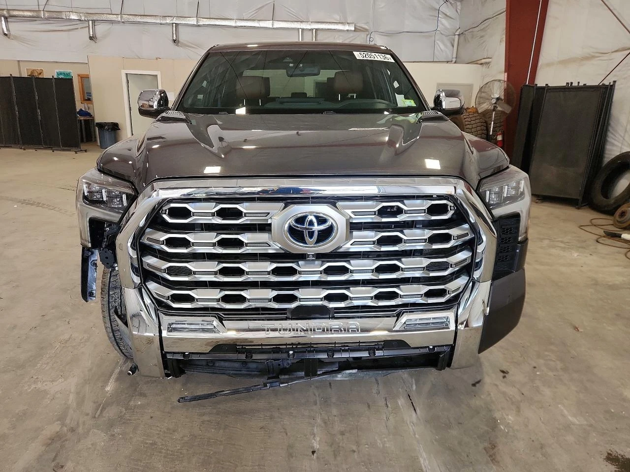 Toyota Tundra 3.4l 1794 Edition Hv, снимка 5 - Автомобили и джипове - 54883669