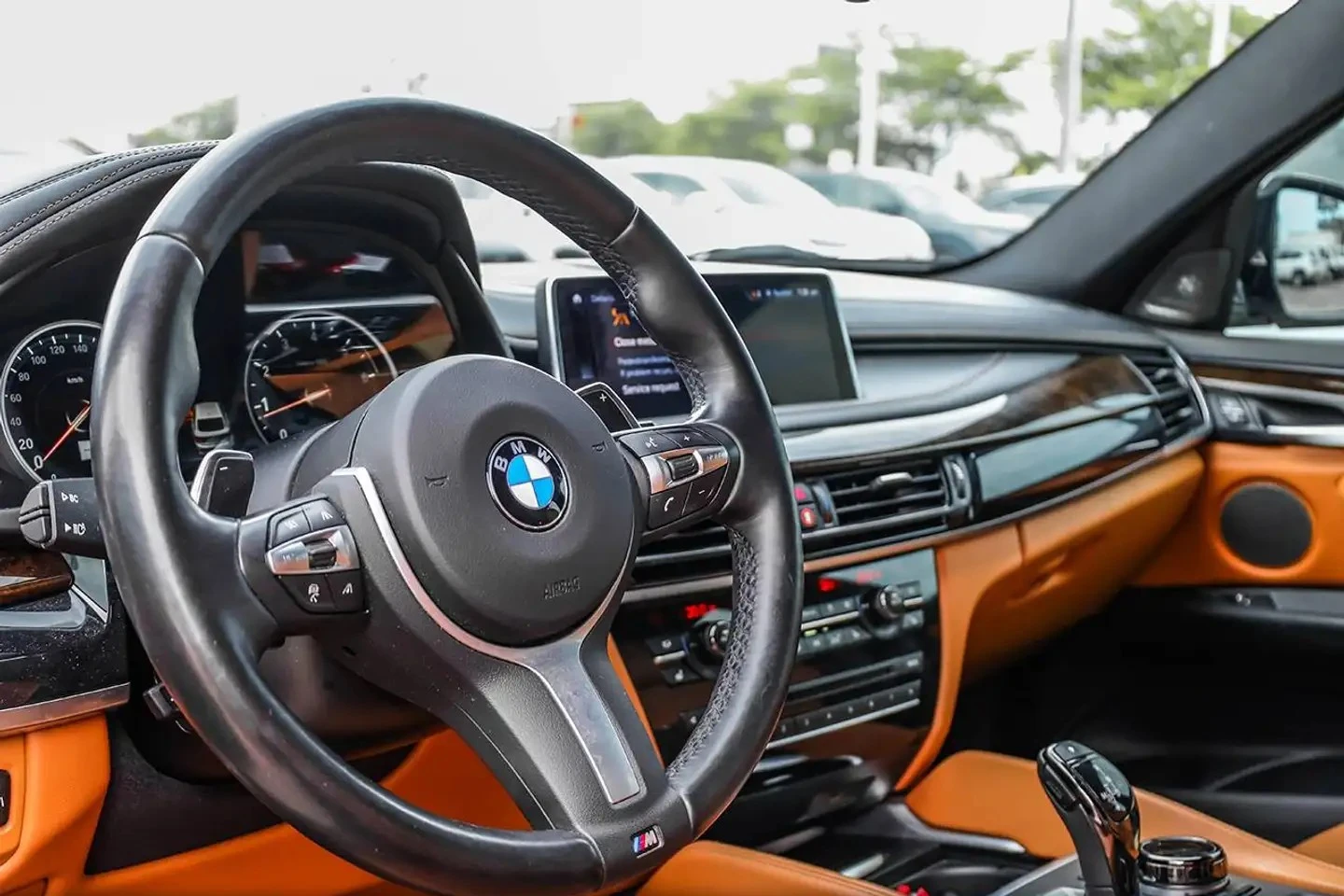 BMW X6 50i * Фиксирана цена до БГ * Един собственик * , снимка 6 - Автомобили и джипове - 54909463