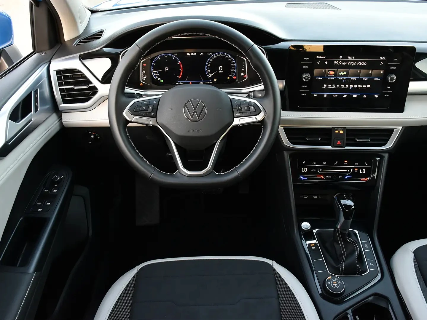 VW Taos Comfortline * 4MOTION * AвтоКредит * (ЦЕНА ДО БГ), снимка 9 - Автомобили и джипове - 55138880
