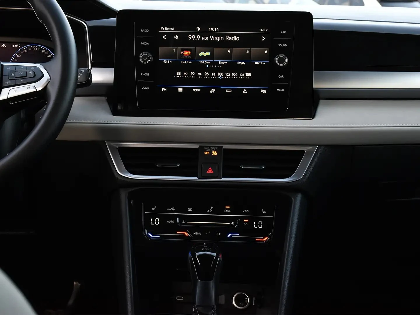 VW Taos Comfortline * 4MOTION * AвтоКредит * (ЦЕНА ДО БГ), снимка 11 - Автомобили и джипове - 55138880