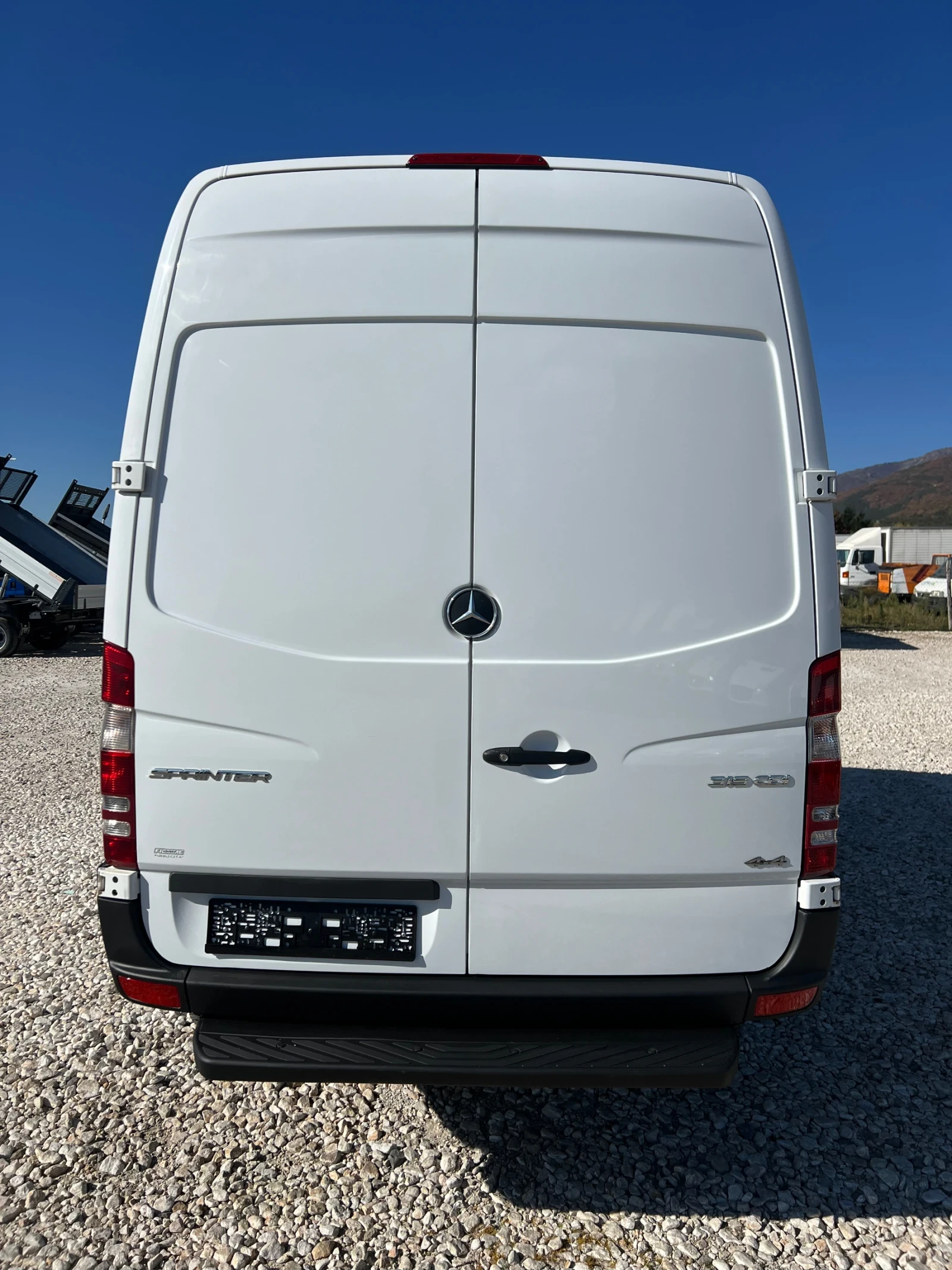 Mercedes-Benz Sprinter 319 4X4 КЛИМАТИК. - изображение 9