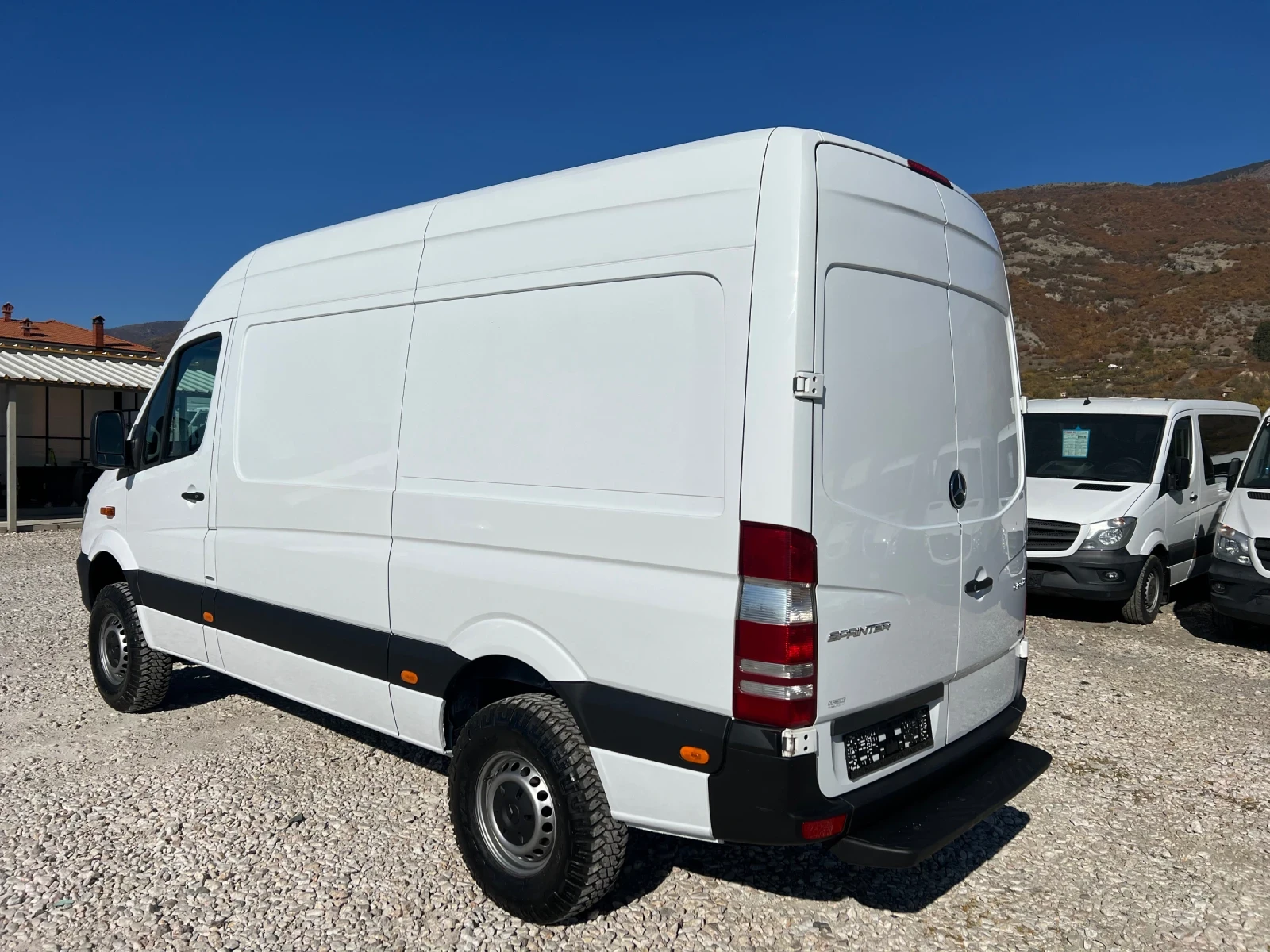 Mercedes-Benz Sprinter 319 4X4 КЛИМАТИК. - изображение 6