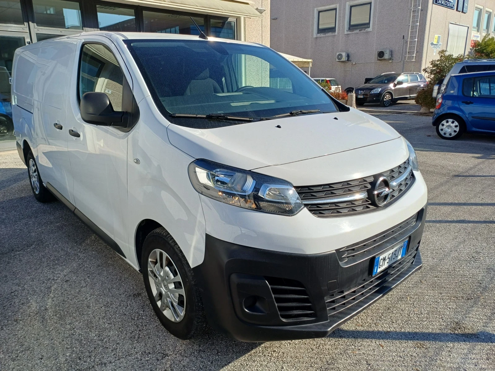 Opel Vivaro 2.0/145  - изображение 2