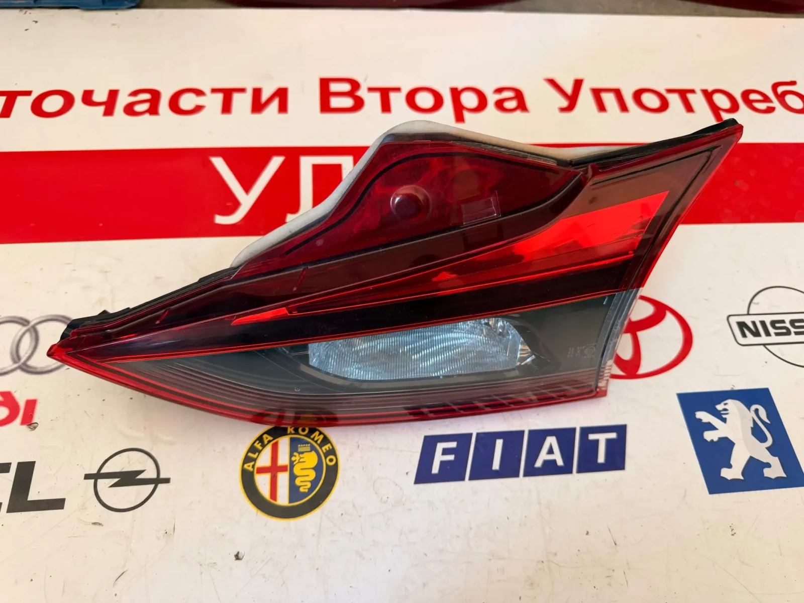Десен вътрешен стоп LED MAZDA 6 2015 Комби