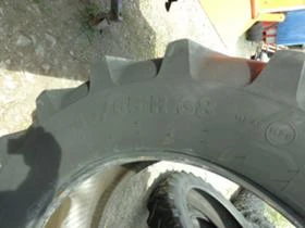 Гуми, снимка 13