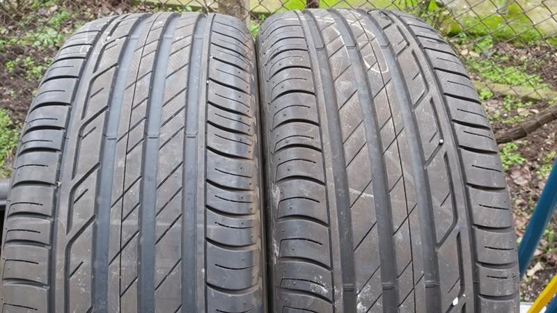 Гуми Летни 225/55R18, снимка 1 - Гуми и джанти - 27532407