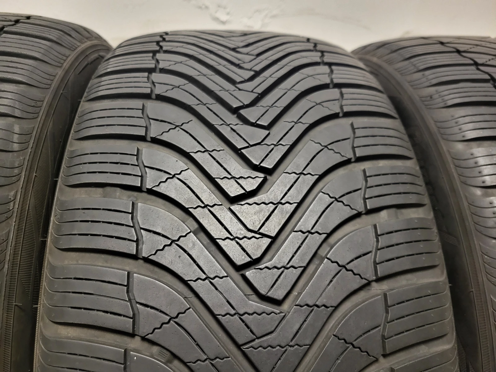  255/40R20 | Mobile.bg   5