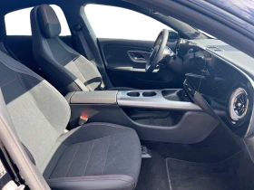 Mercedes-Benz CLA 220 4MATIC, снимка 11