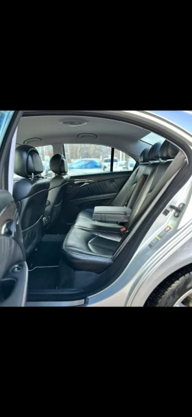 Mercedes-Benz E 320, снимка 7