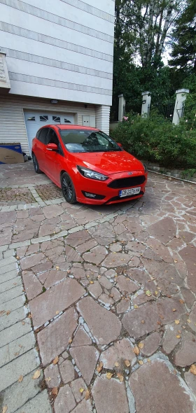 Ford Focus ST-LINE, снимка 1