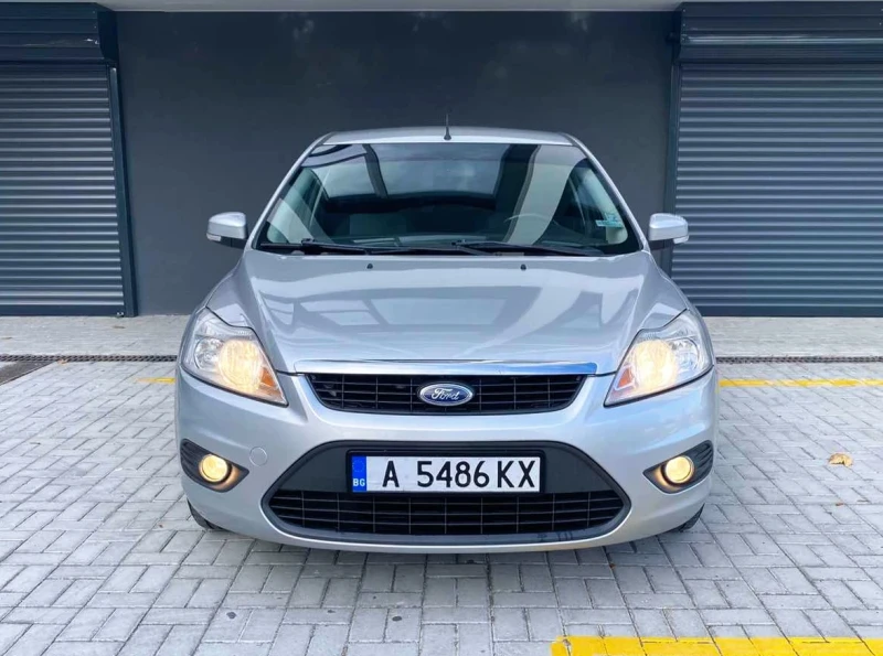 Ford Focus 1.6i, снимка 3 - Автомобили и джипове - 48079433