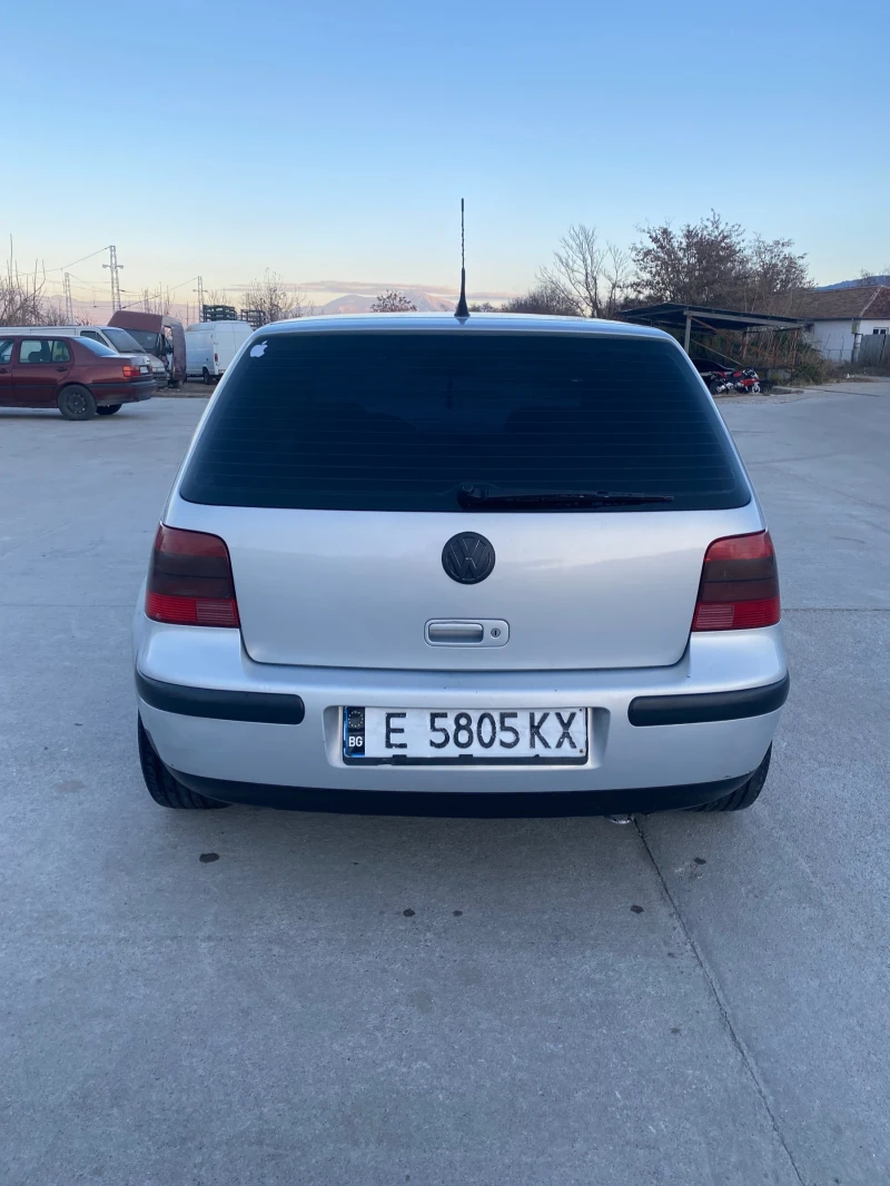 VW Golf 1.9TDI, снимка 4 - Автомобили и джипове - 48102556