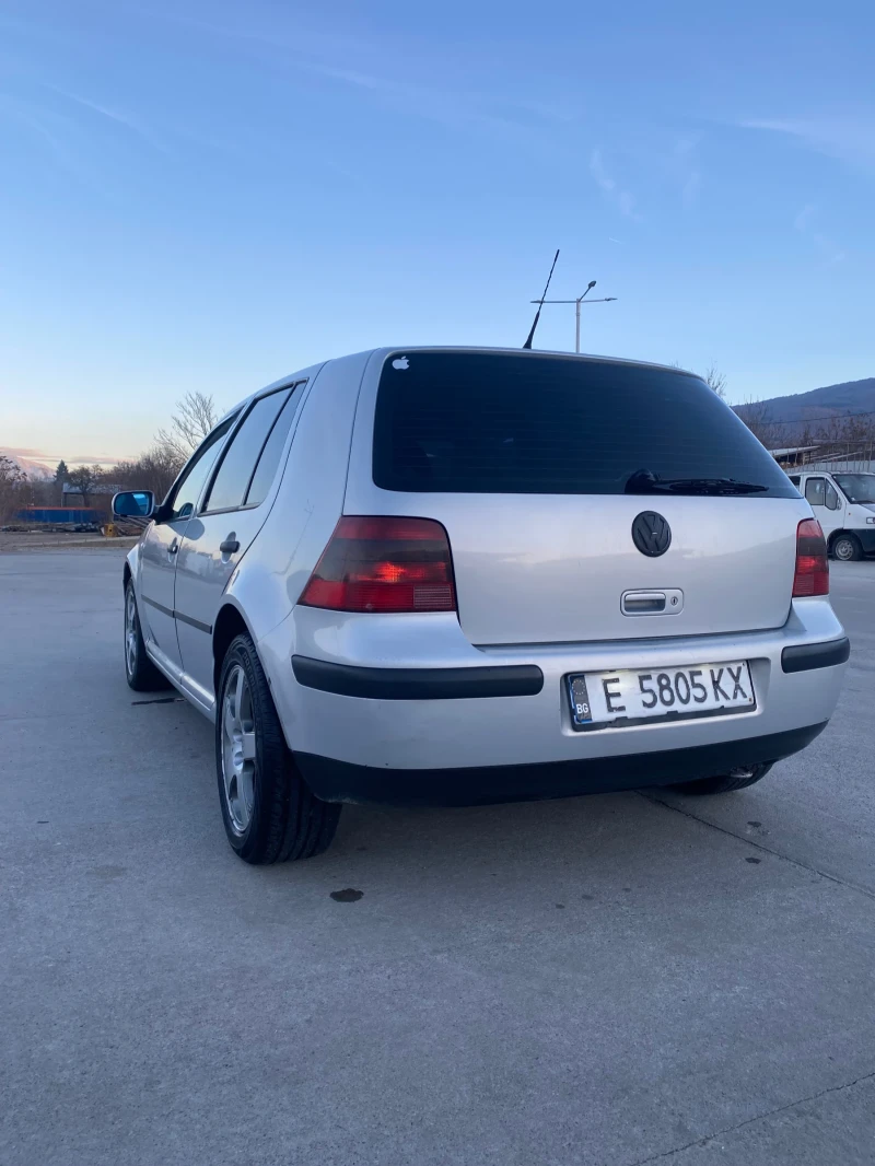 VW Golf 1.9TDI, снимка 11 - Автомобили и джипове - 48102556