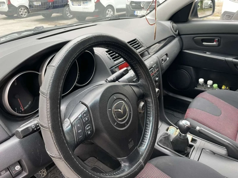 Mazda 3, снимка 1 - Автомобили и джипове - 48465959