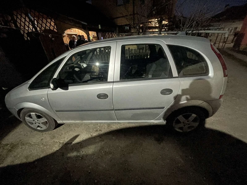 Opel Meriva, снимка 1 - Автомобили и джипове - 49013864