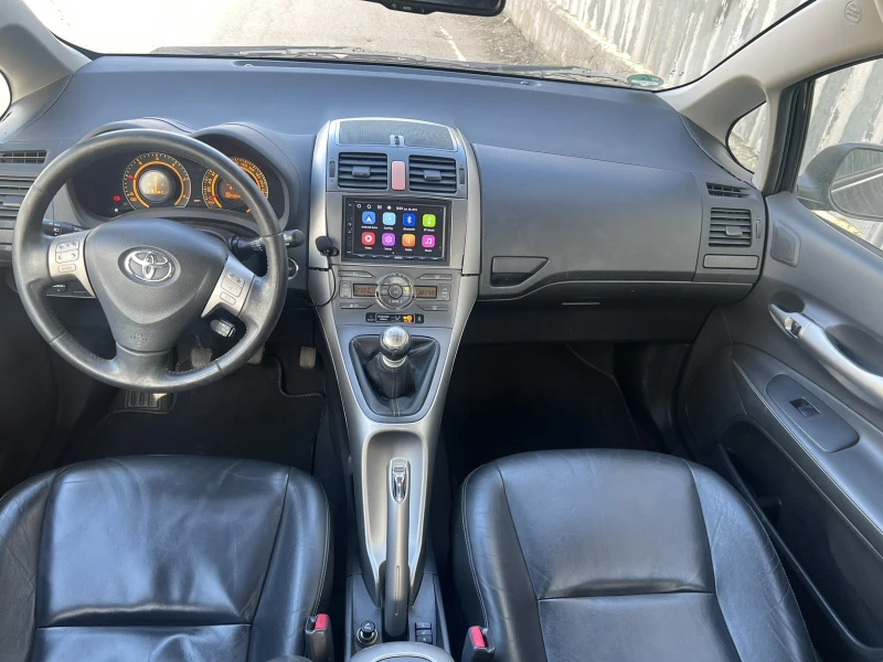 Toyota Auris Нави, Кожа, Ксенон, снимка 10 - Автомобили и джипове - 49188523