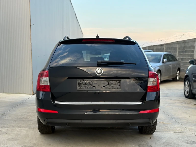 Skoda Octavia 1.6 TDI* Navi* LED* Xenon* EURO5B* , снимка 6 - Автомобили и джипове - 51429423