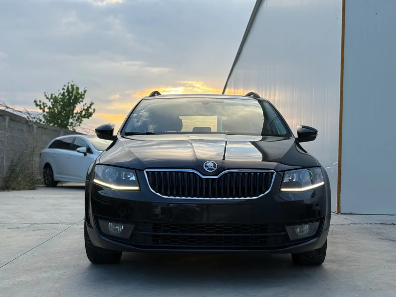 Skoda Octavia 1.6 TDI* Navi* LED* Xenon* EURO5B* , снимка 3 - Автомобили и джипове - 51429423