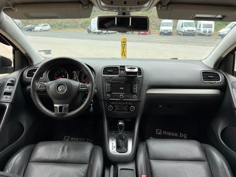 VW Golf R-Line/Автоматик/Кожа/Подгрев/F1/Шибедах/Темпомат, снимка 11 - Автомобили и джипове - 51843233