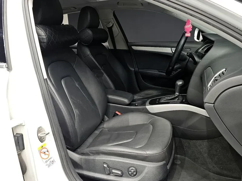 Audi A4 2.0 TDI, снимка 10 - Автомобили и джипове - 54550840