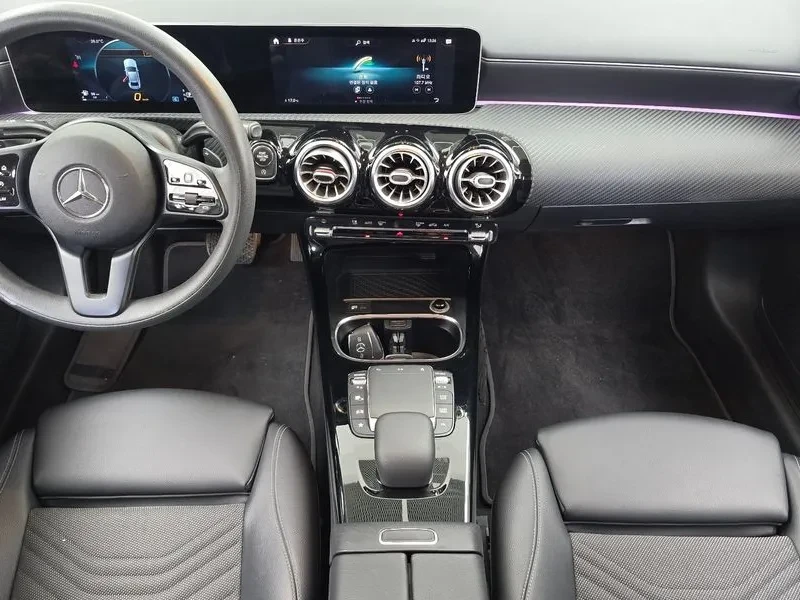 Mercedes-Benz A 220 W177 Sedan, снимка 7 - Автомобили и джипове - 56208137