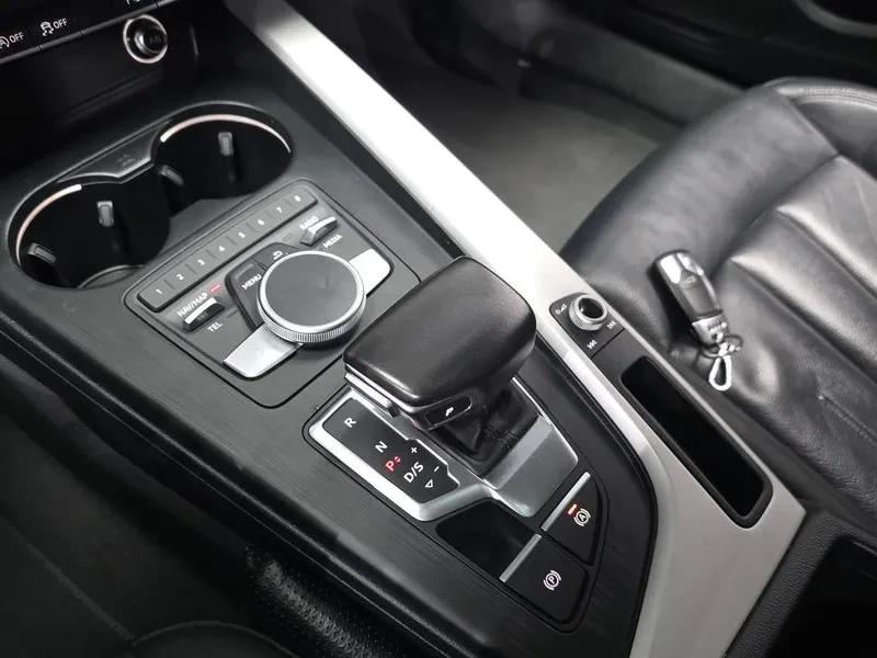 Audi A4 2.0 TFSI Premium - САМО 30% АВАНС, снимка 9 - Автомобили и джипове - 56253850